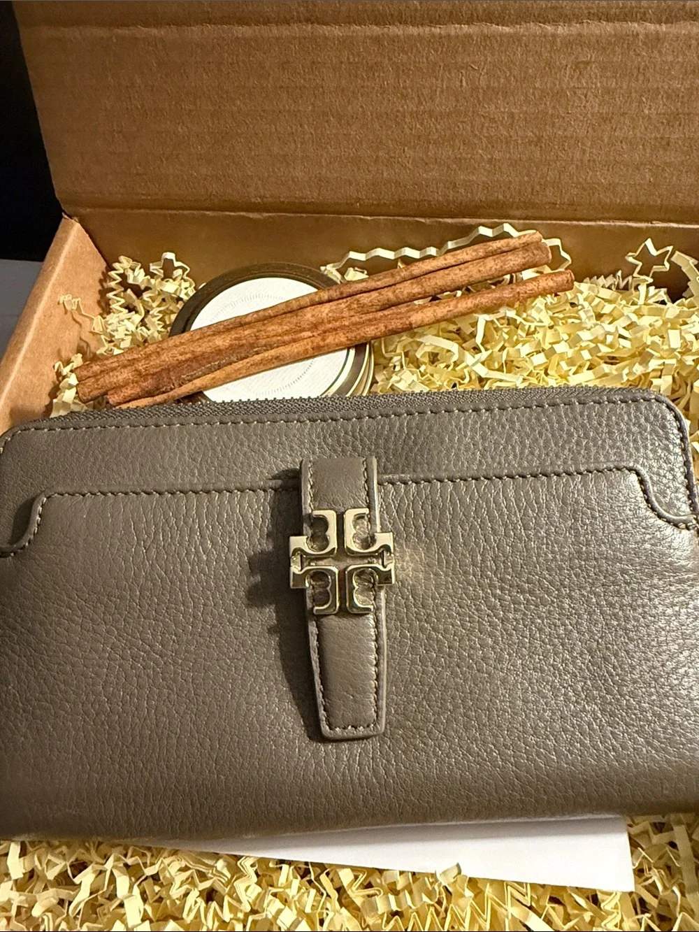Tory Burch Sage Green Leather Zip Wallet with Logo Accent